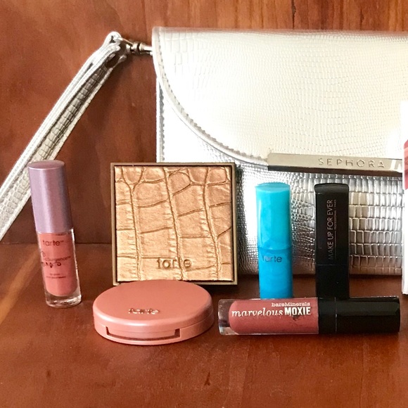 🌟TARTE/CLINIQUE and MORE🌟make-up bundle🌟 - Picture 3 of 4